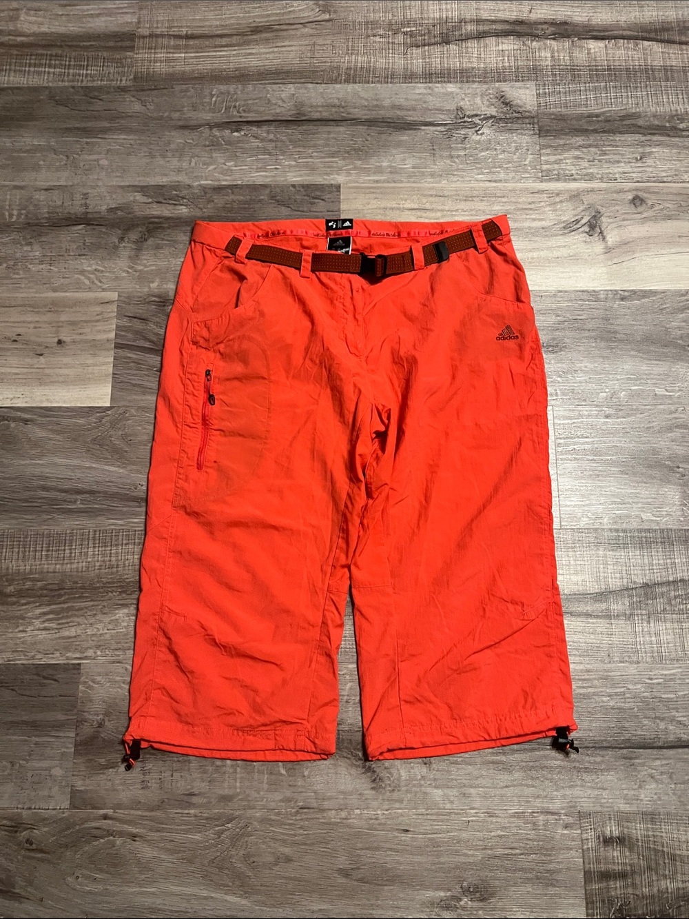 adidas salmon Orange Outdoor Utility Cargo Shorts with Integrated Belt Womens XL